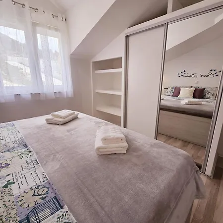 Apartment Matanovi Dvori *